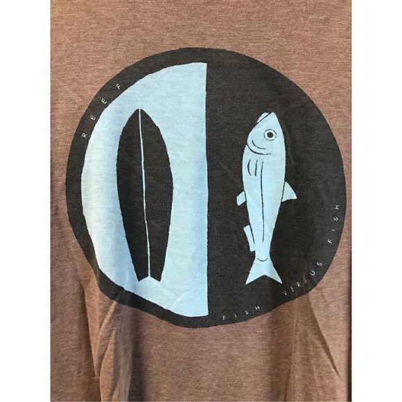 Reef Fish Versus Fist Tan T-Shirt Size Medium (M) - Picture 4 of 4